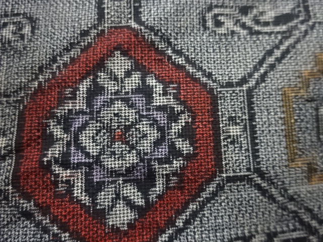 アンティーク　華紋蜀江文織出し本場村山泥大島紬着物